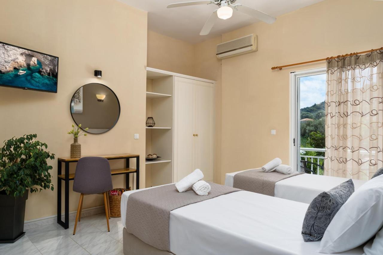 Villa Dionysios Keri Eksteriør billede