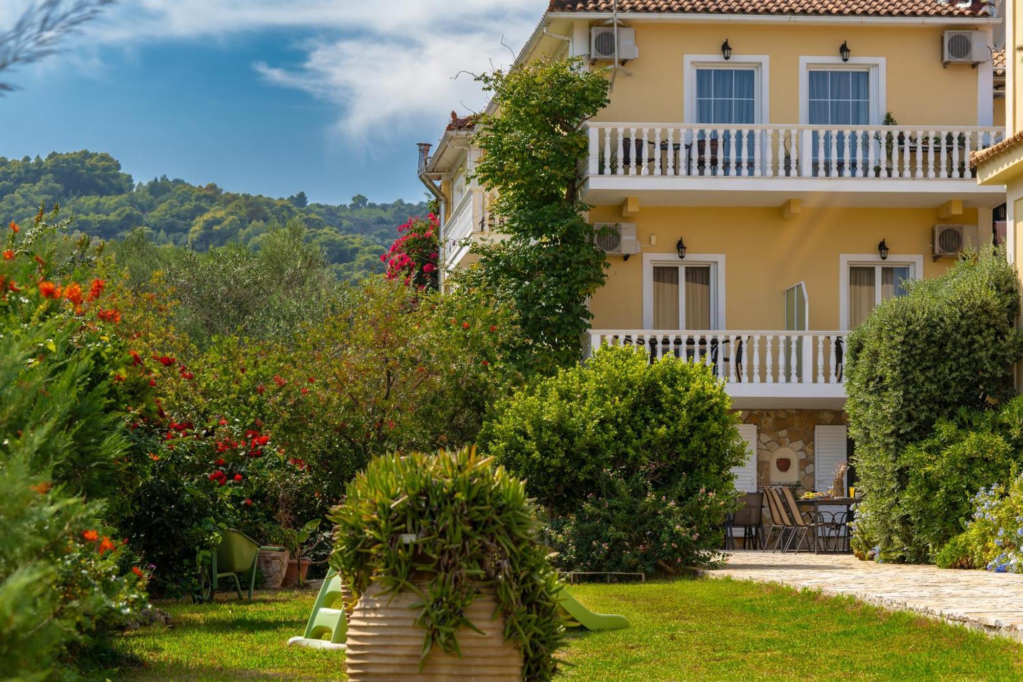Villa Dionysios Keri Eksteriør billede
